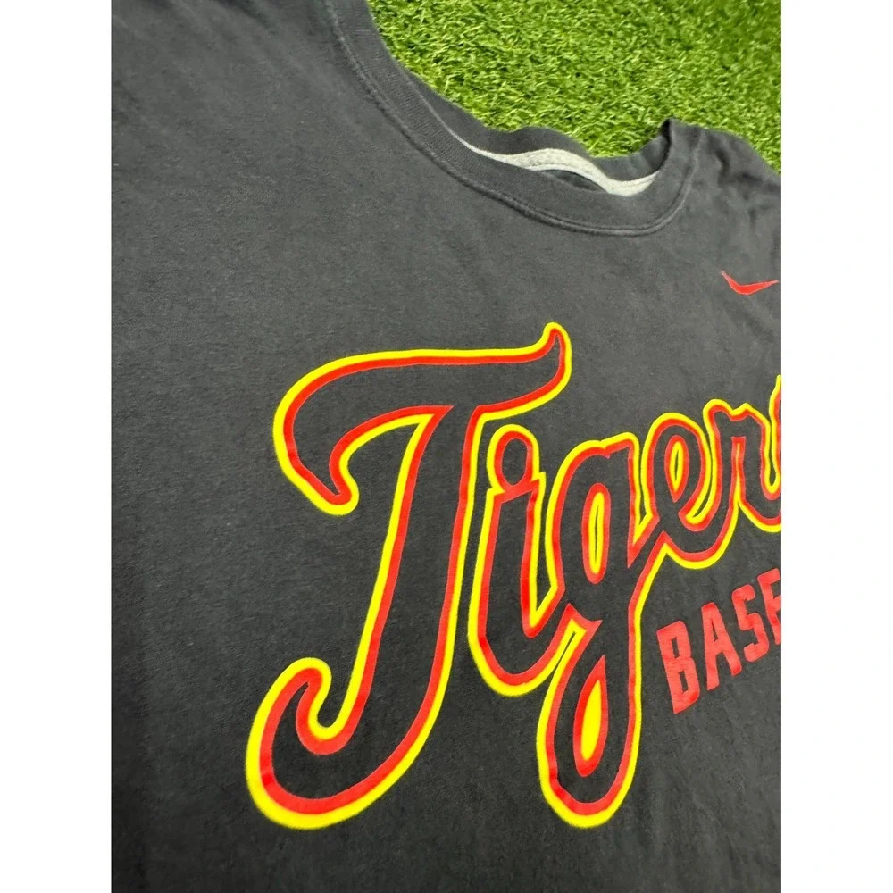 Nike Detroit Tigers Baseball Team T Shirt Mens‎ S Black Regular Fit Swoosh Logo